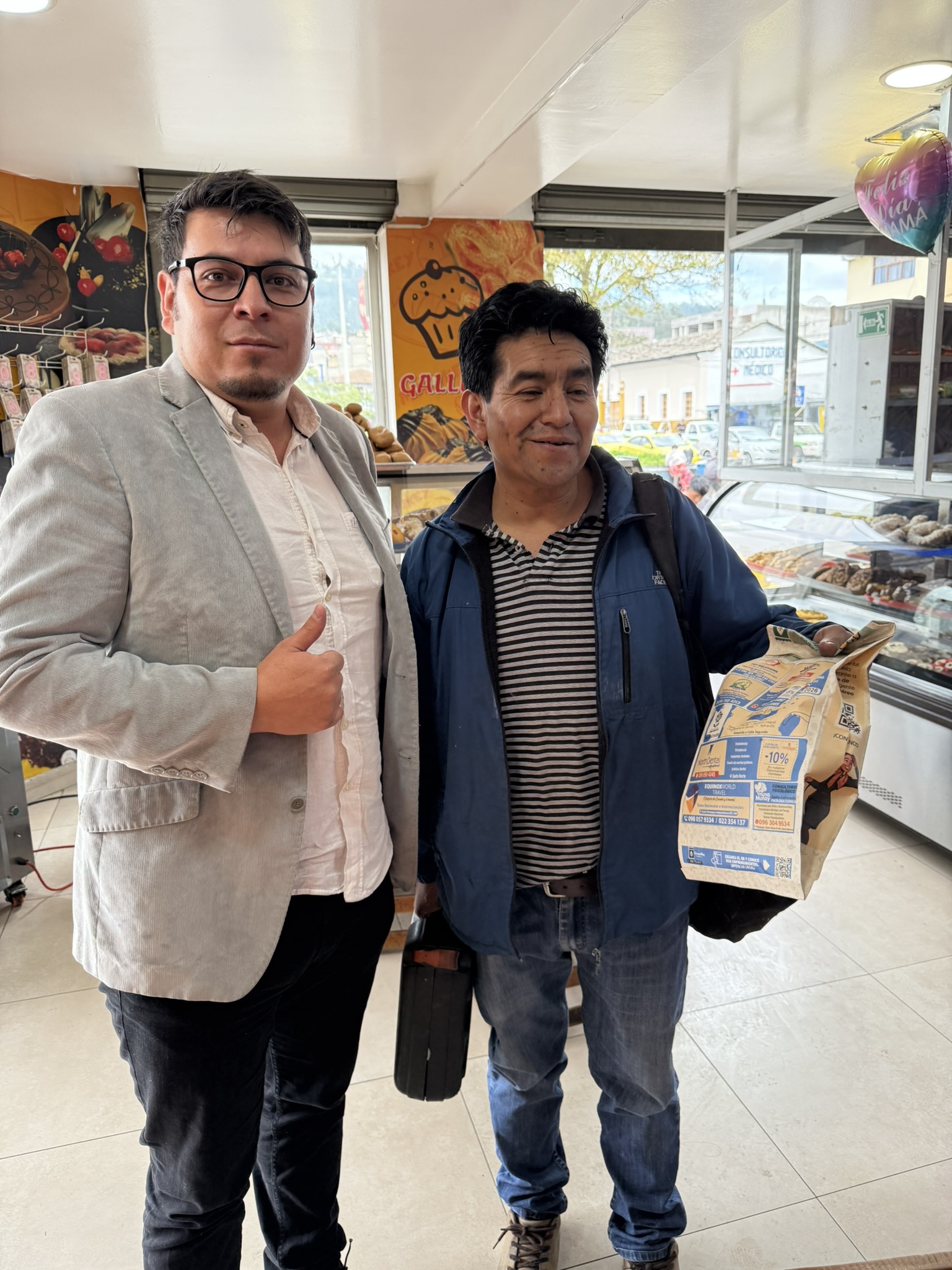 EkoMarketing - Nuestro equipo y fundas ecológicas